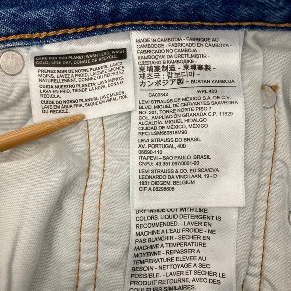 Levi's 501 Straight Leg Jeans Size 26 x 32 Oxnard Athens Button Fly 100% Cotton - Picture 11 of 15